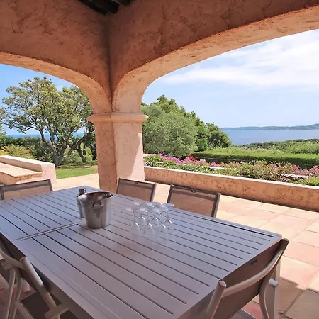 Isella Villa *