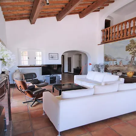 Villa Isella